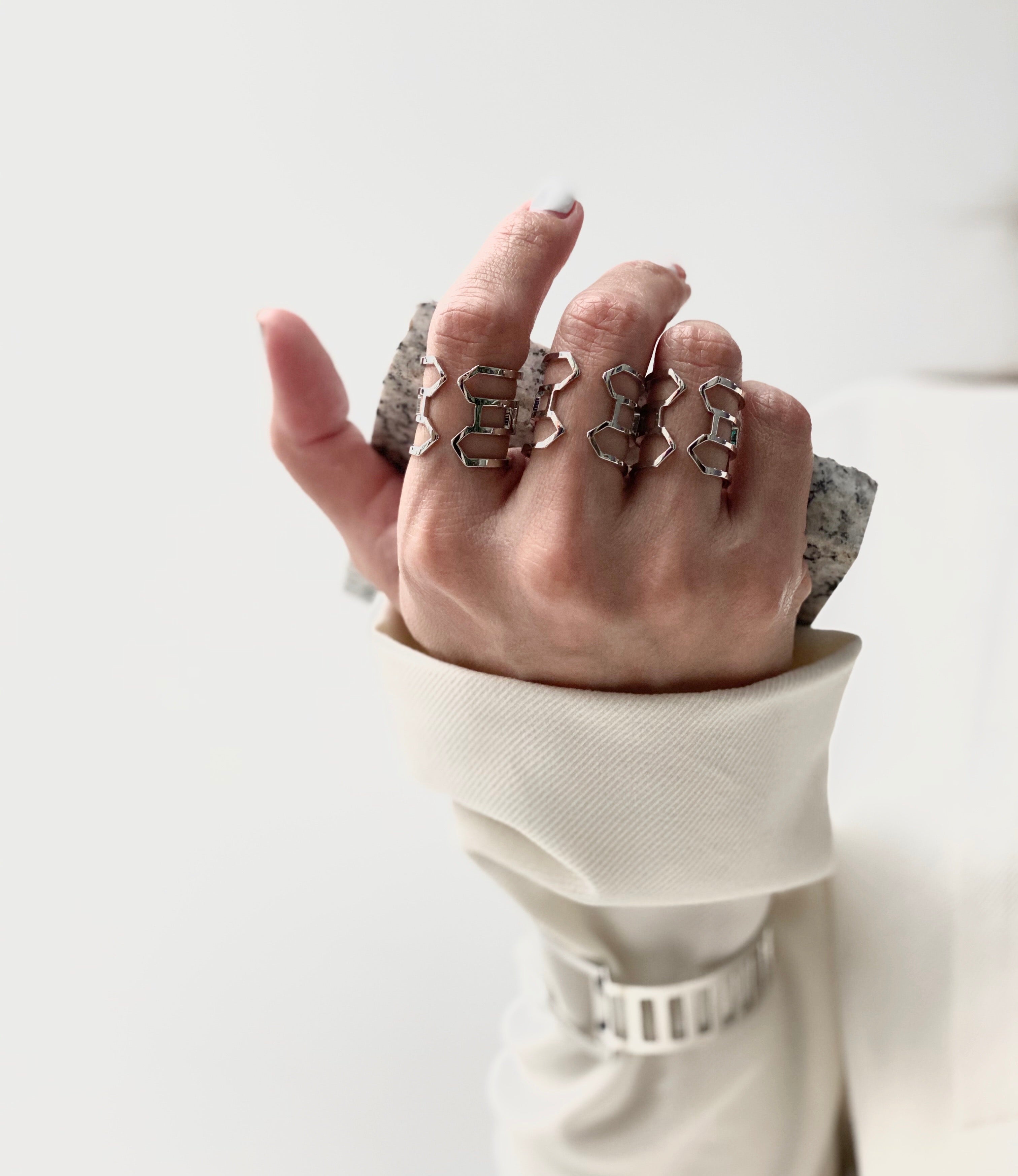 Dropship Women Men's Adjustable Vintage Punk Gothic Rings Chunky Mushroom  Snake Frog Hug Smile RingY2k Cool Knuckle Ring Set Cute Dainty Rings Gift  to Sell Online at a Lower Price | Doba